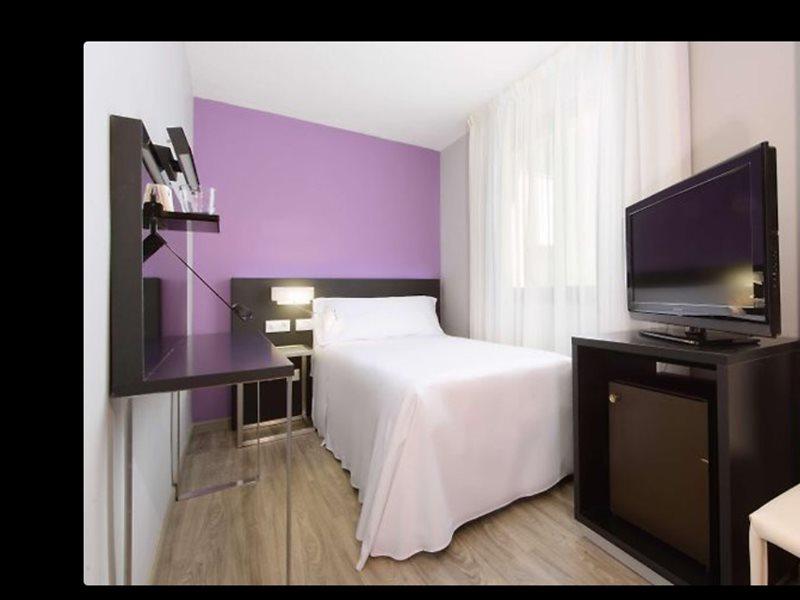 Sercotel Cordoba Medina Azahara Buitenkant foto