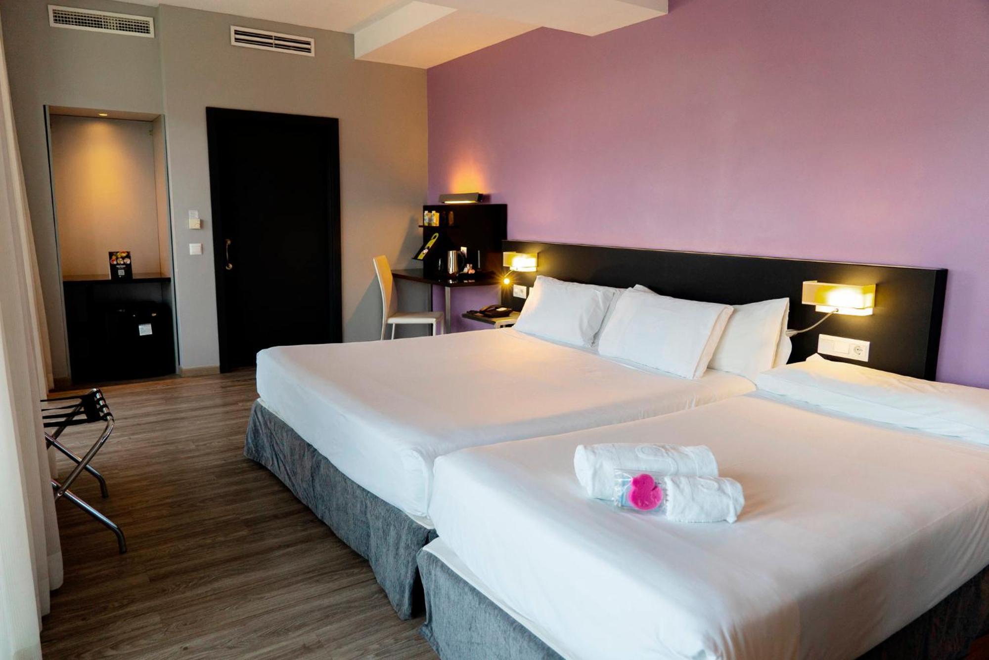 Sercotel Cordoba Medina Azahara Buitenkant foto