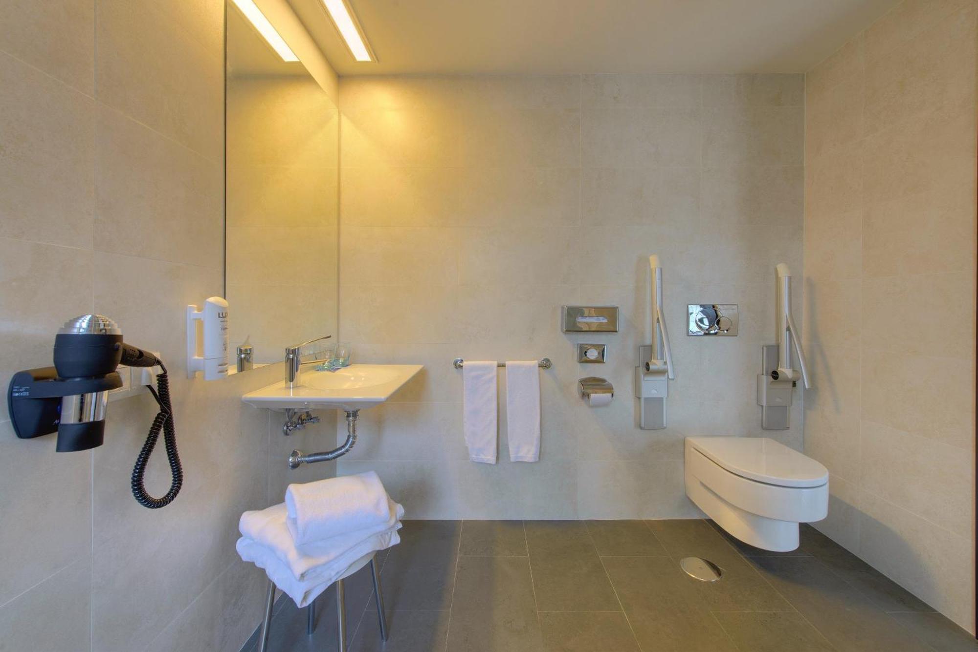Sercotel Cordoba Medina Azahara Buitenkant foto
