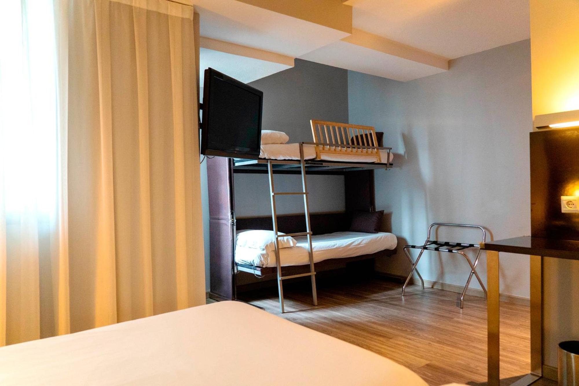 Sercotel Cordoba Medina Azahara Buitenkant foto