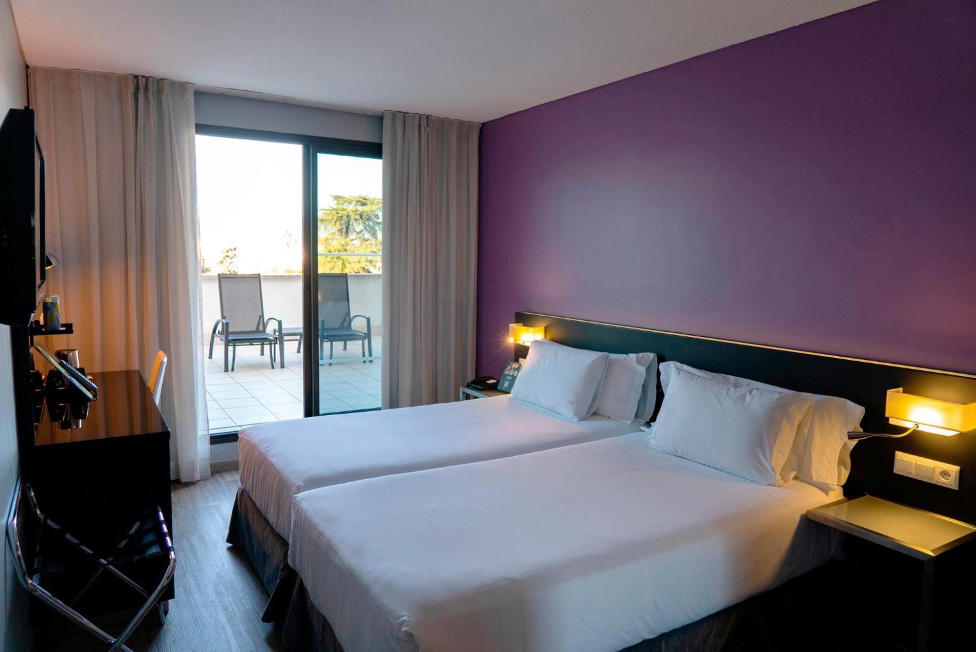 Sercotel Cordoba Medina Azahara Buitenkant foto